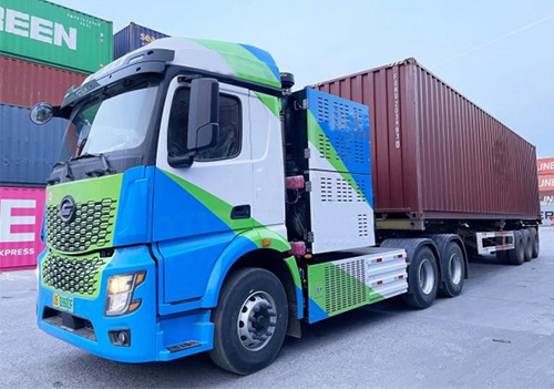 Hydrogen 49T heavy truck officially put into operation at Dalian Port Container Terminal